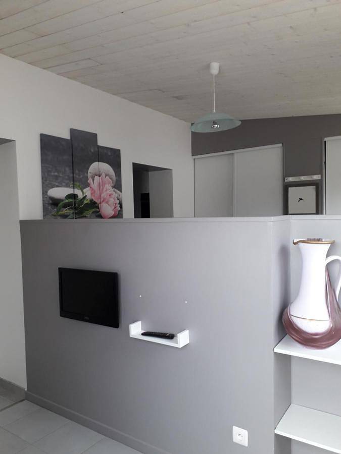 Appartement entier, A Vol d'oiseau in Méreau, Région de Vierzon