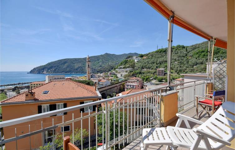 Apartamento vacacional entero, Apartamento con vistas al mar, terraza, wifi y aparcamiento in Spiaggia Moneglia, Moneglia