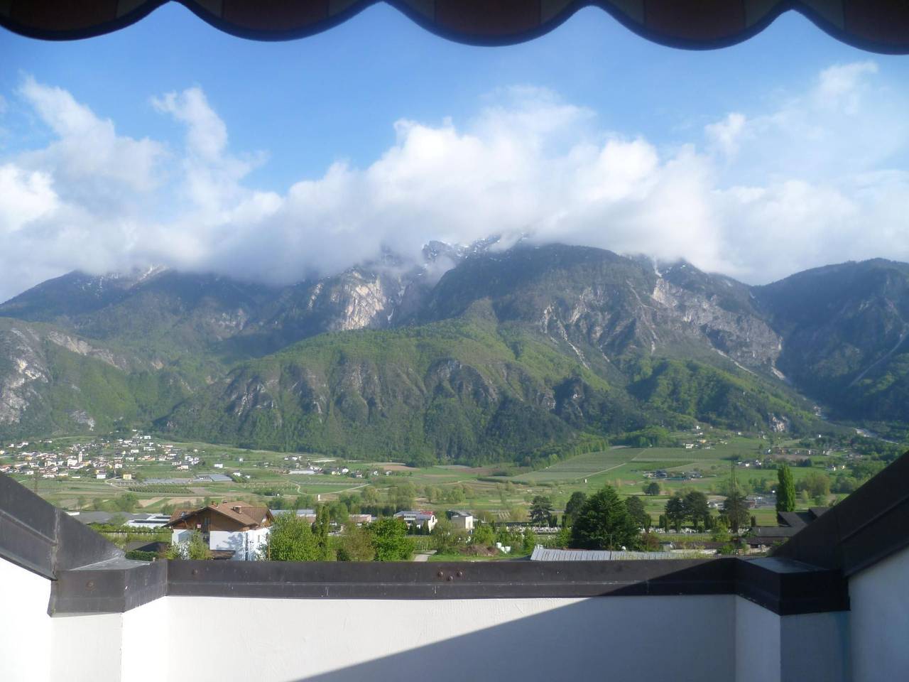 Appartamento intero, 'Cielo' mit privatem Balkon in Levico Terme, Valsugana