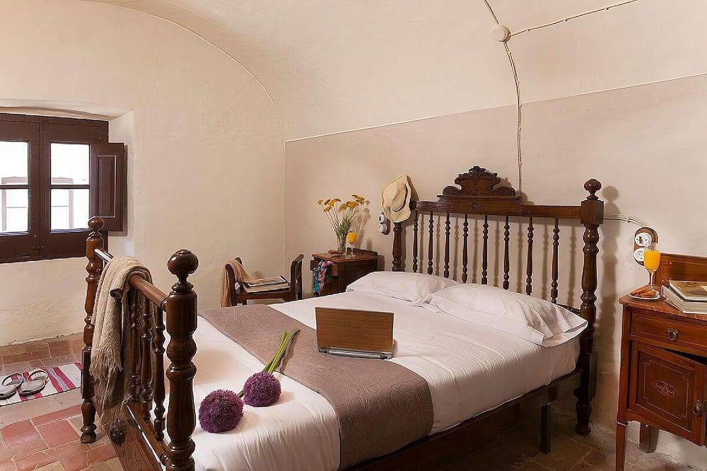 Apartamento entero, Ventalló - L'Escala. Wifi. Rooftop. Stunning views in Ventalló, Alt Empordà