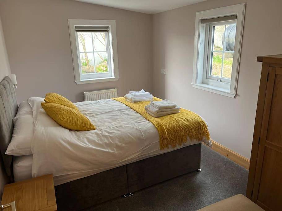 Five-Bedroom House in Shetland Islands