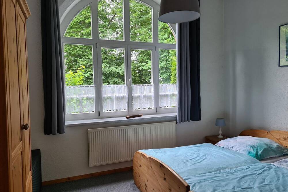 Ganze Wohnung, Ferienwohnung Alter Bahnhof - 8-Bettwohnung (Erdgeschoss) - No. Ii in Schalkenmehren, Vulkaneifel
