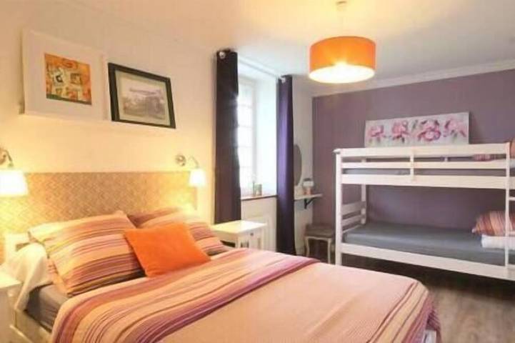 Gîte pour 15 personnes, avec jardin à Longues-sur-Mer - 4