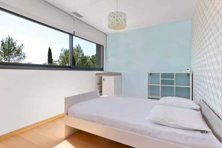 Location de vacances pour 12 personnes, avec jacuzzi et sauna, animaux acceptés à Prades-le-Lez - 4