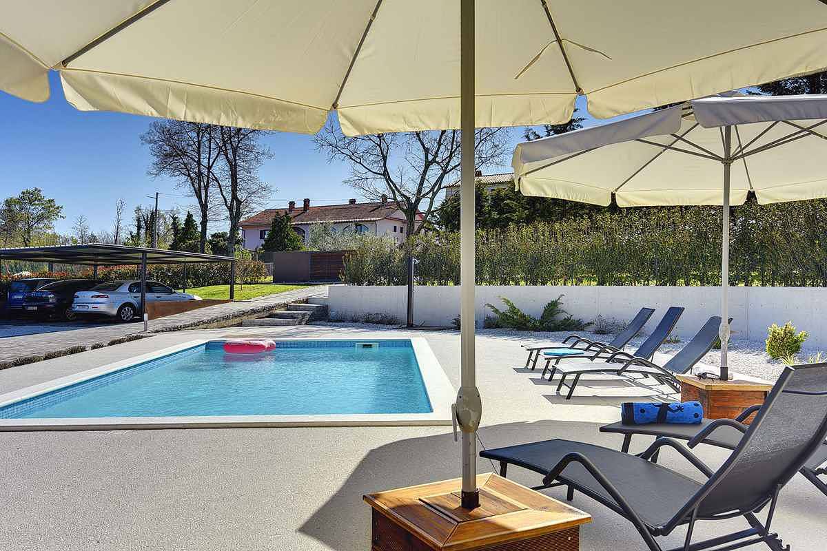 Ferienhaus mit Terrasse für 2 Personen in Hreljići, Marčana