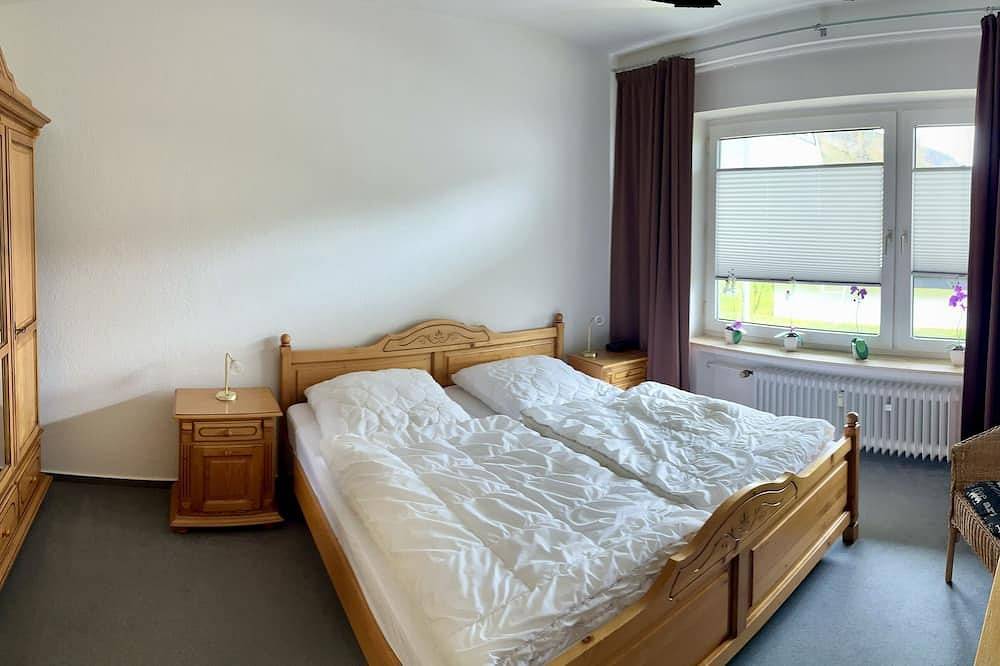 Ganze Wohnung, Gemütliche Ferienwohnung (88 qm) für bis zu vier Personen mit großzügigem Balkon in Silbach, Winterberg