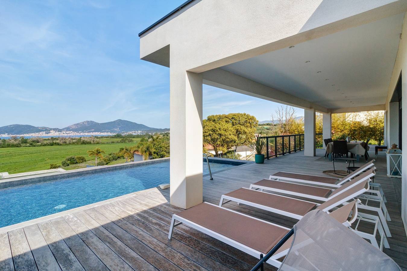 Chambre d'hôtes 'Chambre 2' avec vue sur la mer, Wi-Fi et climatisation in Grosseto-Prugna, Région d'Ajaccio