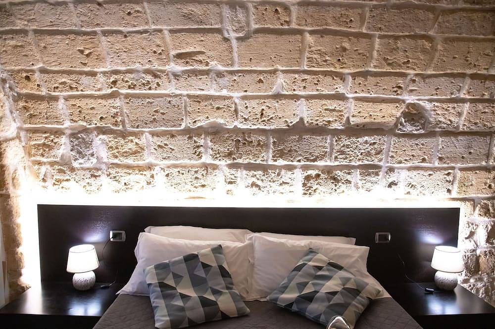 Historic building with terrace in Trani, Barletta-Andria-Trani