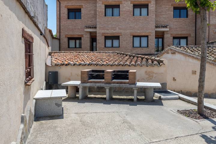 Chalet para 15 personas, con jacuzzi y jardín en Provincia de Toledo - 4