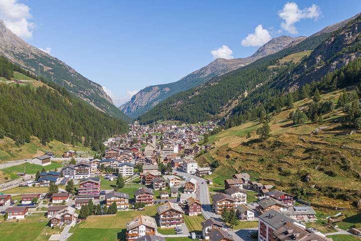Gîte pour 5 personnes, avec vue, adapté aux familles à Saas-Grund - 3