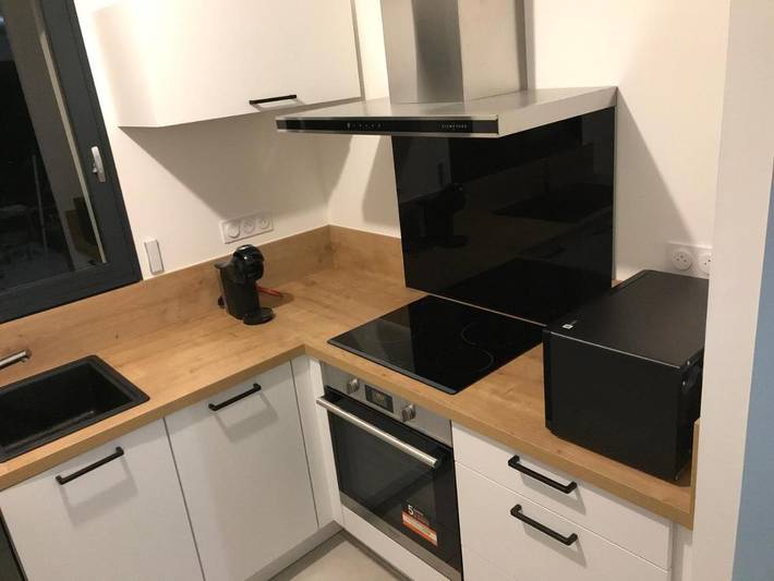 Gîte pour 4 personnes, avec terrasse et vue à Trespoux-Rassiels - 4