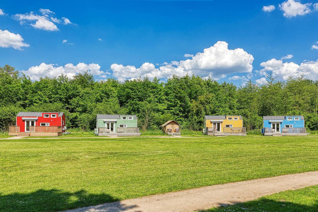 De Glamping — Gelbes Tiny House – Stimmungsvoller Aufenthalt für bis zu 5 Personen, Zeewolde in Flevoland