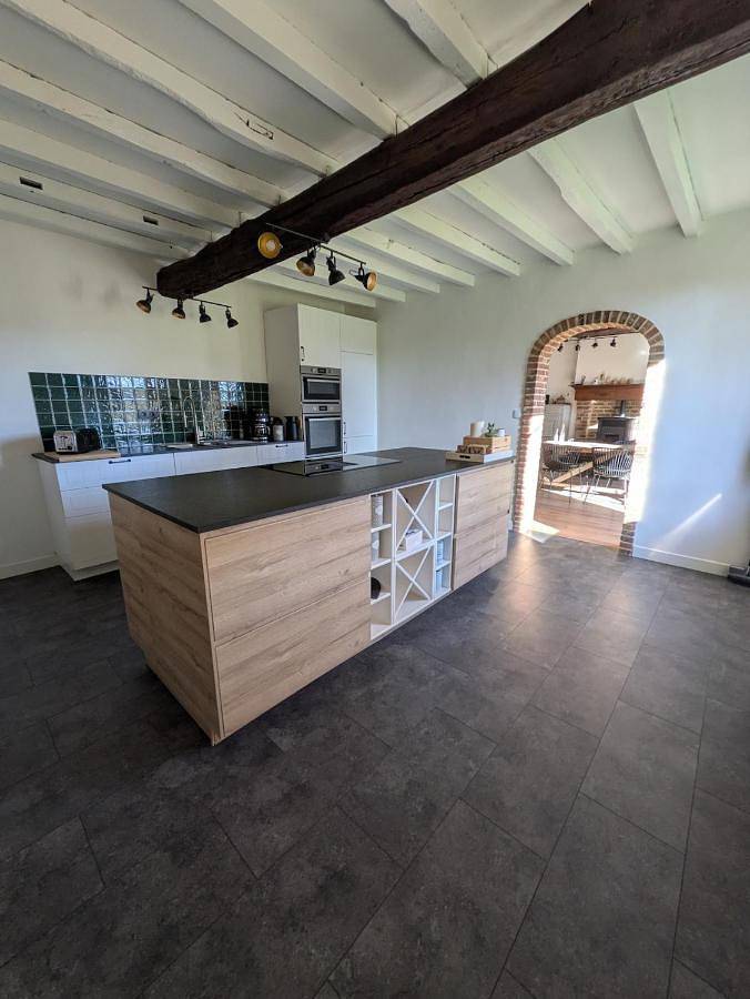 Location de vacances pour 12 personnes, avec jardin, animaux acceptés dans La Neuville-aux-Joûtes - 3