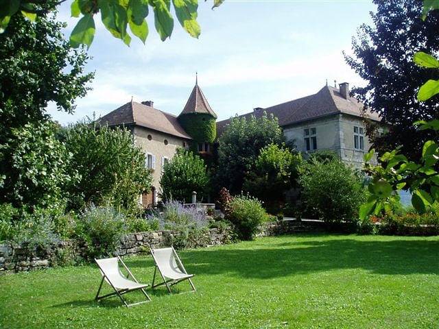 Château de Pâquier - Chambre familiale de la forêt in Saint-Martin-de-la-Cluze, Vercors