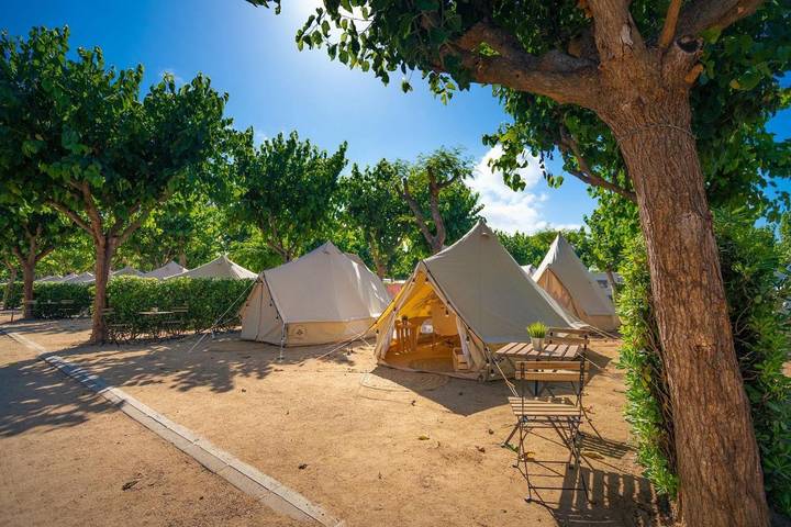 Tente pour 2 personnes, avec sauna ainsi que jacuzzi et piscine à Blanes - 3
