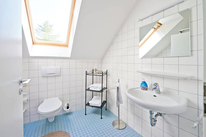 Ganze Wohnung, Großzügige Ferienwohnung \"Wölfchen\" direkt am Hafen von Rheinsberg in Rheinsberger See, Rheinsberg