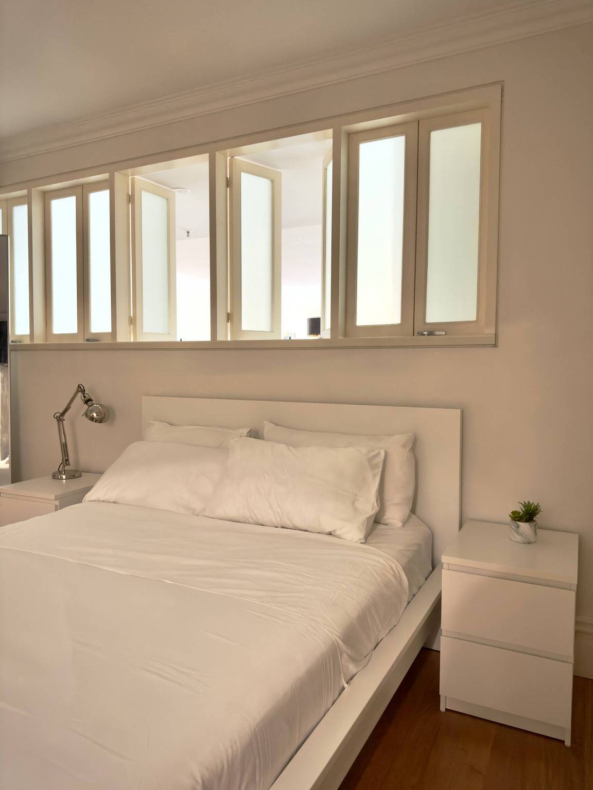 Hel leilighet, King Street Retreat! in East Perth, Perth