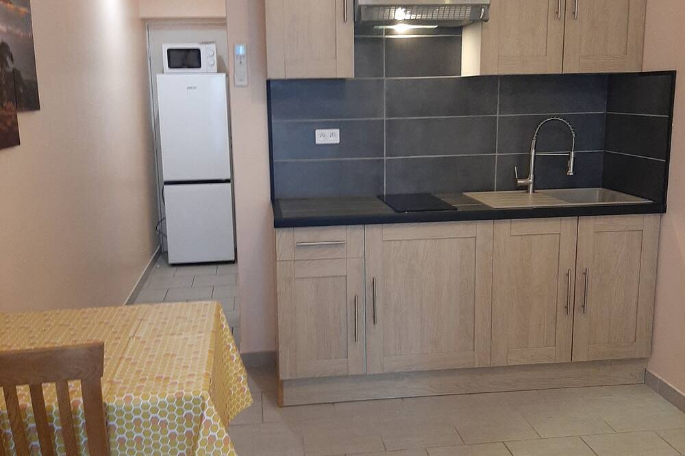 Appartement De Vacances pour 2 Personnes dans Bergerac, Périgord Pourpre