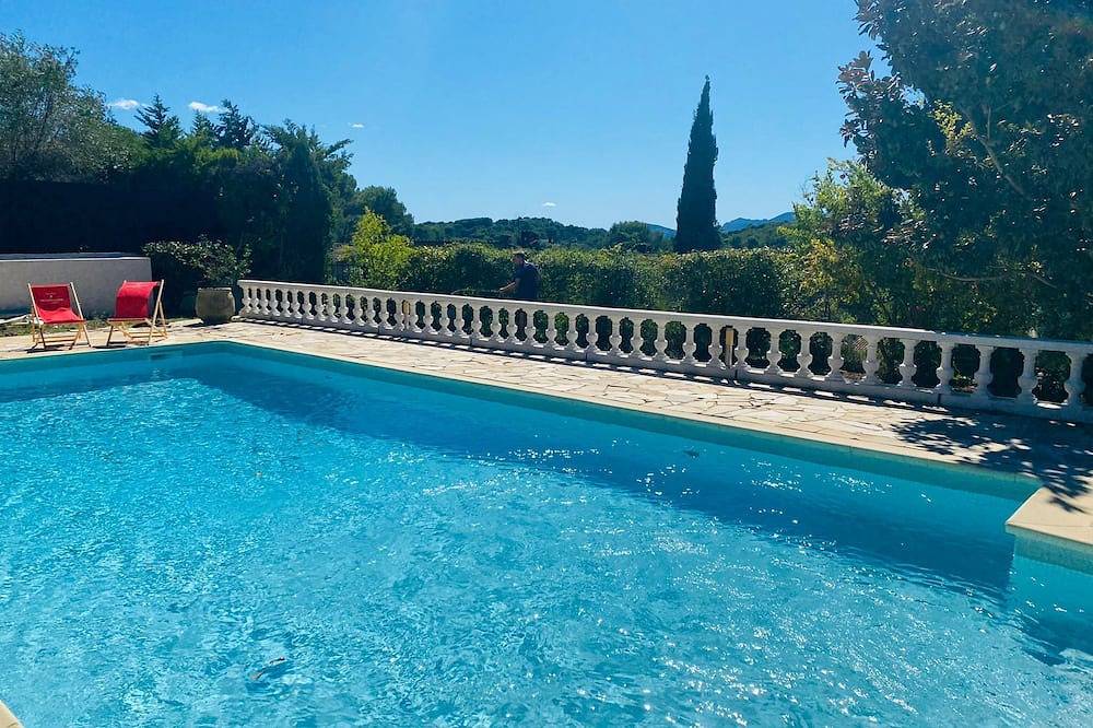 Ideal villa for family or friends with 2 independent apartments. in Mougins, Cannes und Umgebung