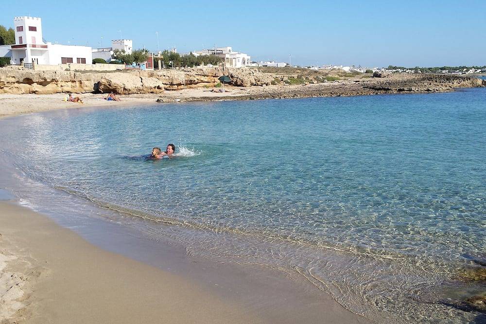 Appartement entier, Emblème appartement avec terrasse près de la mer Gallipoli Mancaversa dans le Salento in Taviano, Golfe de Tarente