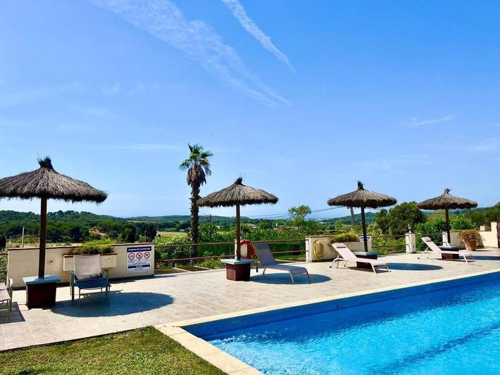Casa rural para 3 personas, con Terraza además de Jardín y Piscina en Montrás - 2