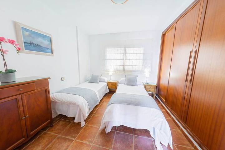 Location de vacances pour 4 personnes, avec jacuzzi et balcon dans Los Martínez - 3