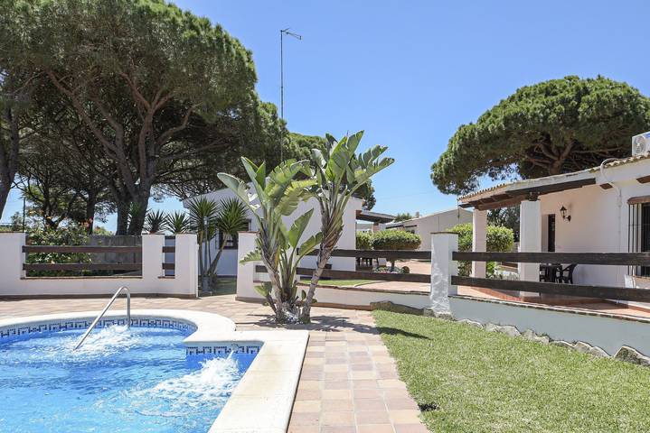 Ferienhaus Villa Su Ilusión mit Pool, WLAN, Klimaanlage, Garten und Terrasse in Conil de la Frontera, Costa de la Luz
