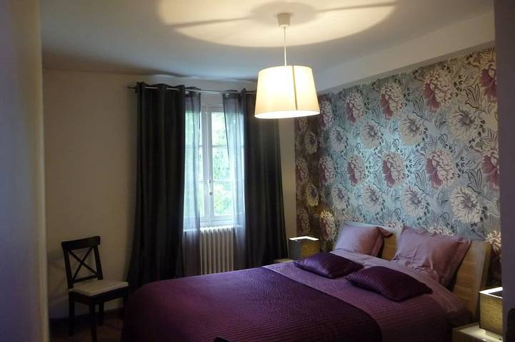 G1 Apartment with beautiful terrace between Grenoble and Chamrousse in Saint-Martin-d'Uriage, Nationalpark Écrins