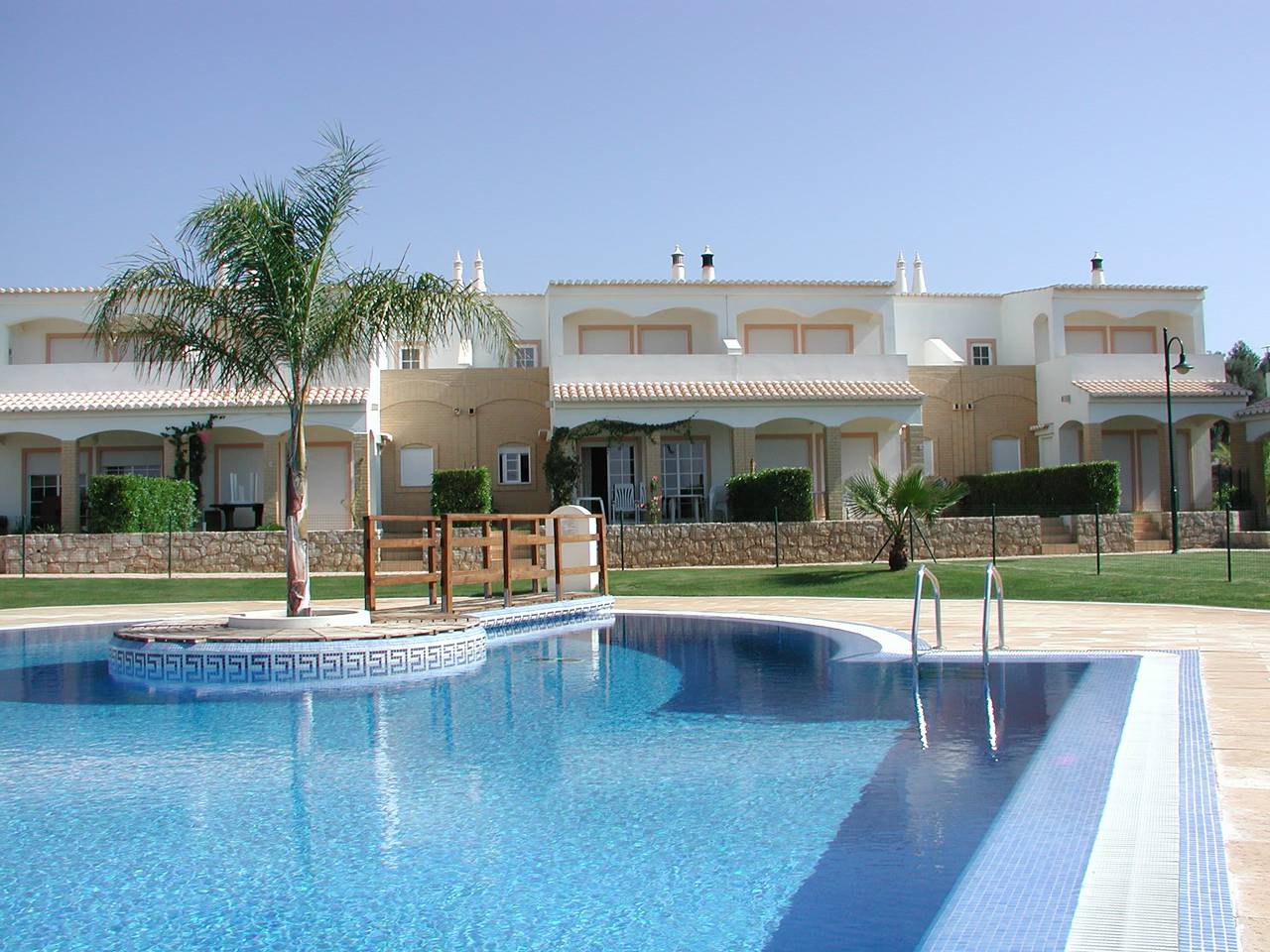 Ferienhaus für 4 Personen mit Balkon/Terrasse in Montes de Alvor, Alvor