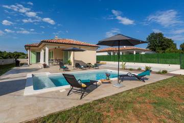 Villa mit pool für 5 Personen, mit Garten und Pool, kinderfreundlich in Istrien
