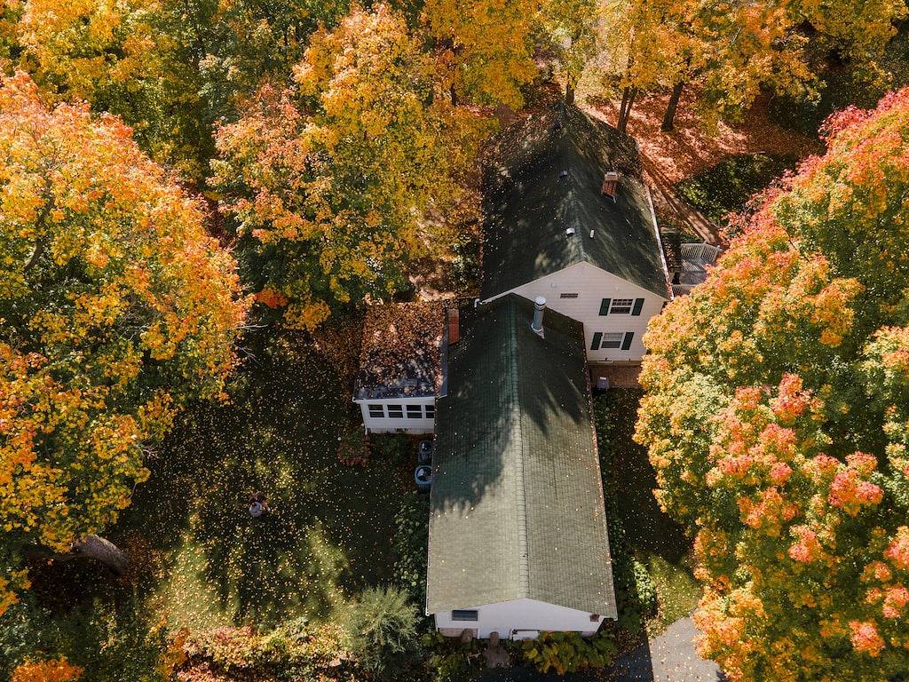 Lovely spacious 6 Br home in St. Croix River valley in Taylors Falls, Chisago County