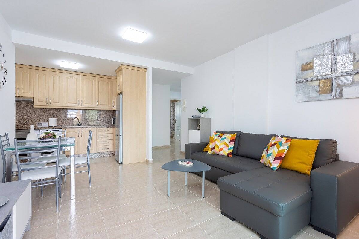 Entire apartment, Home2Book Abime Sunny Apartment Golf del Sur, Pool in Las Adelfas, San Miguel de Abona
