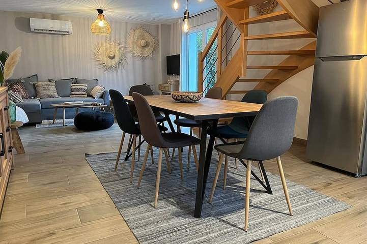 Location de vacances pour 6 personnes, avec terrasse à Jebsheim