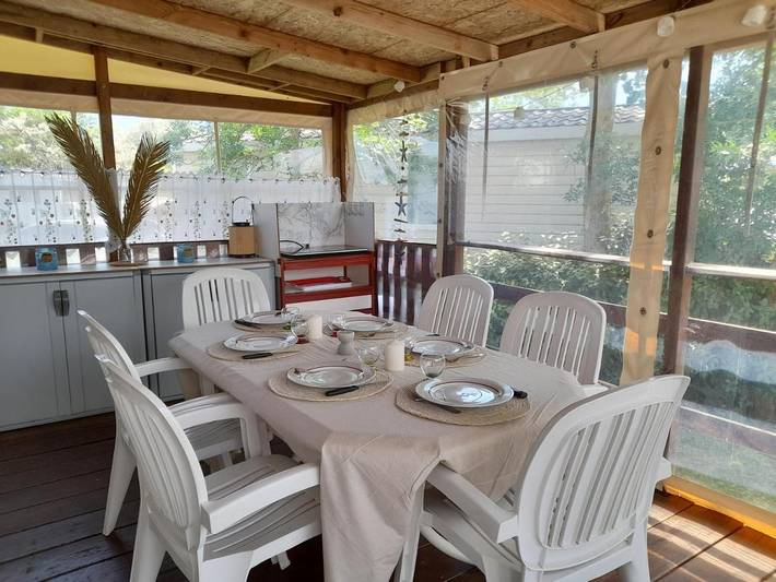 Location de vacances pour 6 personnes, avec jacuzzi et piscine ainsi que jardin et bassin pour enfant dans la Tamarissière - 2