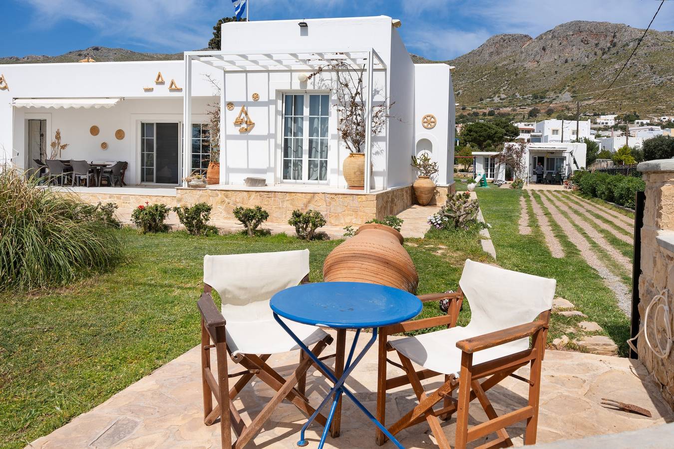 Villa 'Peristeri' with Sea View, Wi-Fi and Air Conditioning in Leros