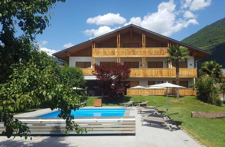 Hôtel pour 2 personnes, avec vue et piscine ainsi que jardin et sauna