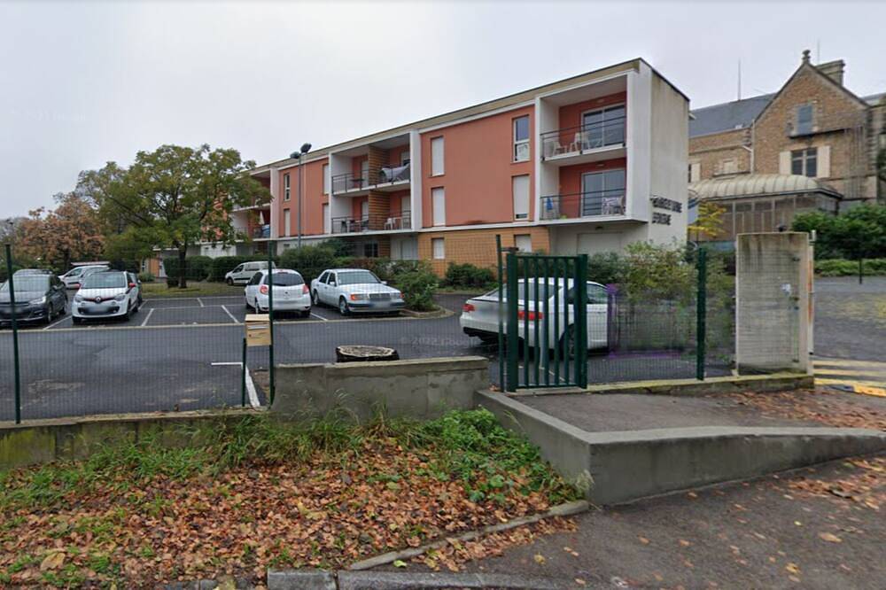 Entire apartment, Studio Agréable Avec Balcon Proche mer in Béziers, Côte d'Améthyste