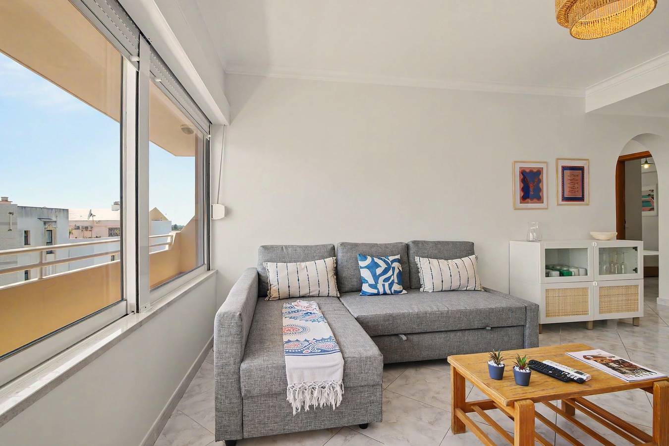 Apartamento inteiro, Apartamento 'Mouratennis' com Varanda, Wi-Fi e Ar Condicionado in Vilamoura, Quarteira