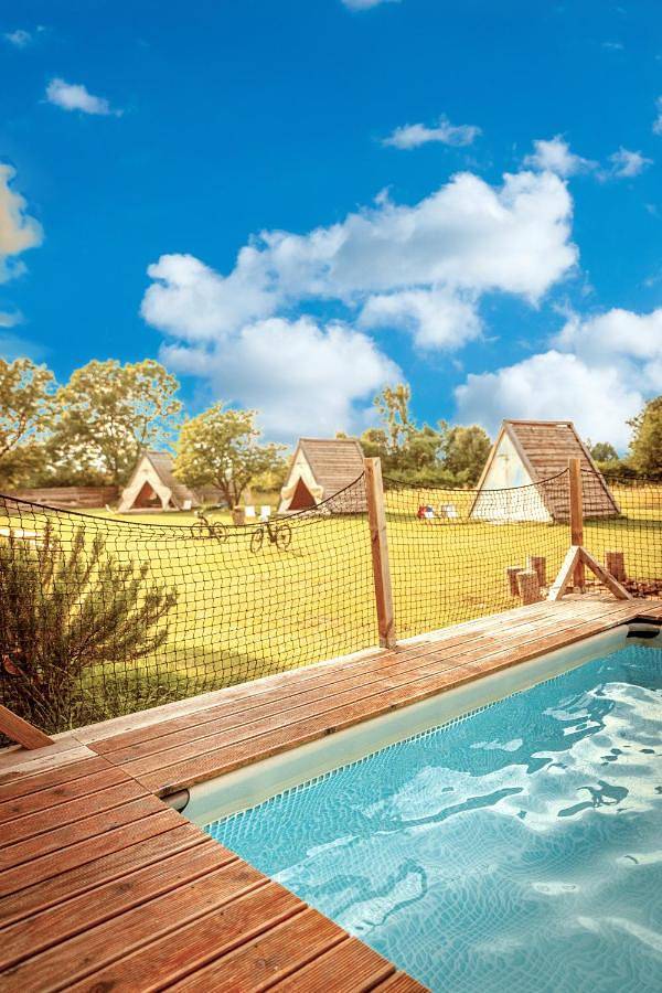 Camping für 6 Personen, mit Ausblick und Pool sowie Terrasse in Slowenien