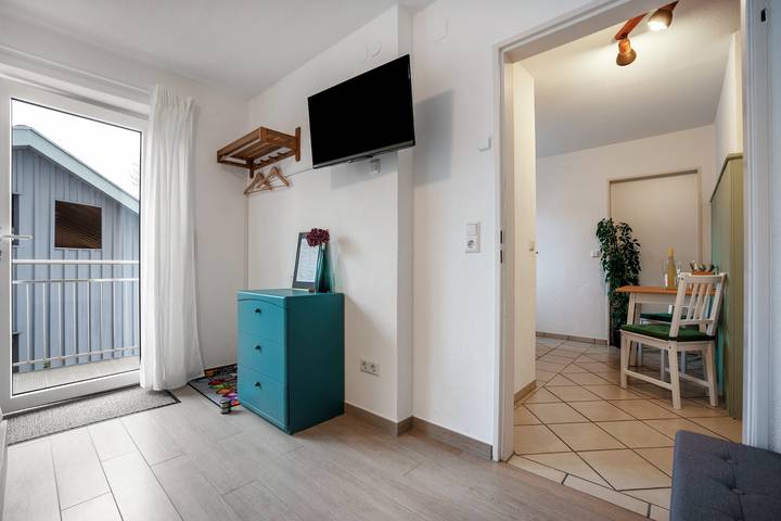 Geheel appartement, Appartement 'Tina' met balkon en Wi-Fi in Hergensweiler, Zwaben (Bayern)