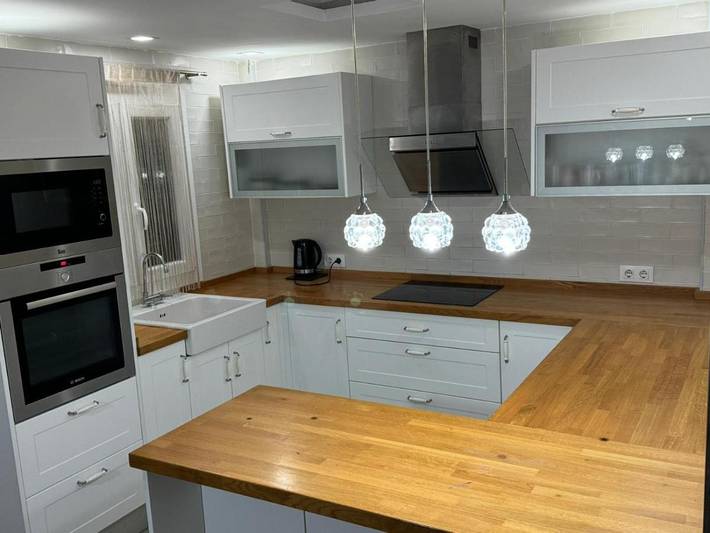 Location de vacances pour 5 personnes, avec terrasse, animaux acceptés à La Línea de la Concepción - 4