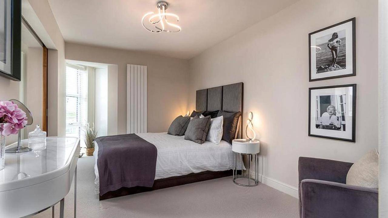 Castle Penthouse in Deganwy, Conwy region