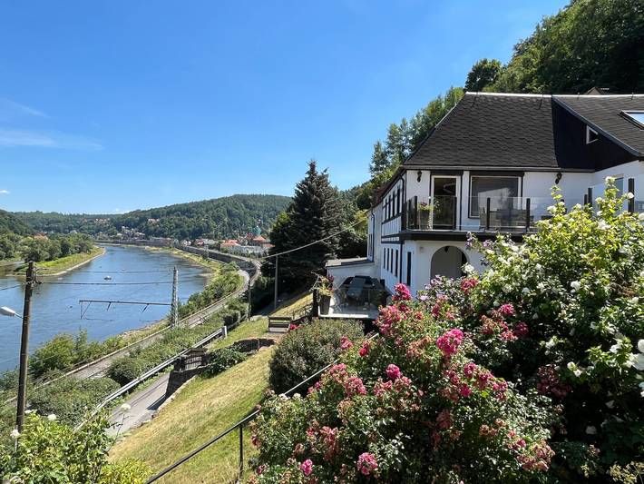 Ferienwohnung für 5 Personen, mit Terrasse und Garten sowie Sauna in Festung Königstein