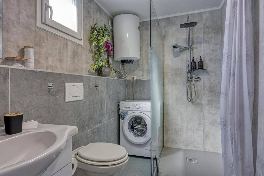 Ganze Wohnung, Apartman-Bungalow Leni in Stinjan, Pula