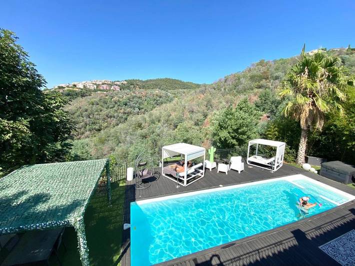 Maison d’hôte pour 2 personnes, avec piscine ainsi que jardin et jacuzzi dans les Alpes maritimes - 4