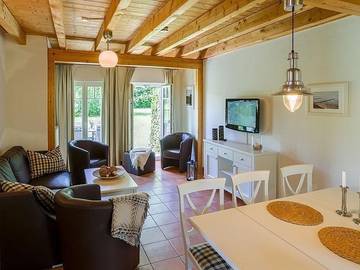 Ferienhaus für 10 Personen, mit Garten, mit Haustier in Nienhagen