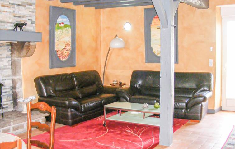 180qm Wohnung mit Pool, Parkplatz und Flussblick in Saint-Maurice-la-Souterraine, Guéret und Umgebung