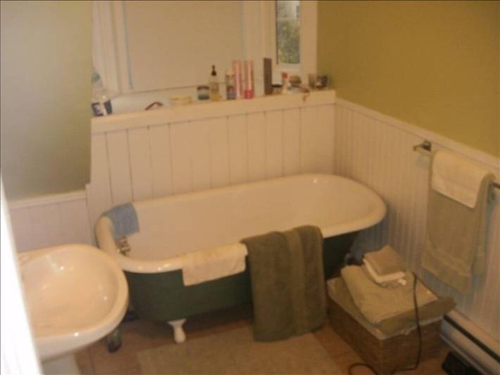 Location de vacances pour 10 personnes, avec jardin ainsi que terrasse et piscine à Halifax - 3