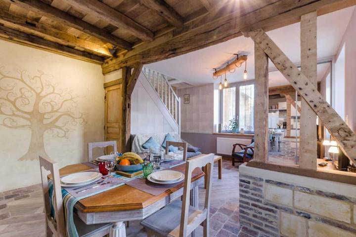 Location de vacances pour 4 personnes, avec piscine ainsi que terrasse et jardin à Estissac - 4