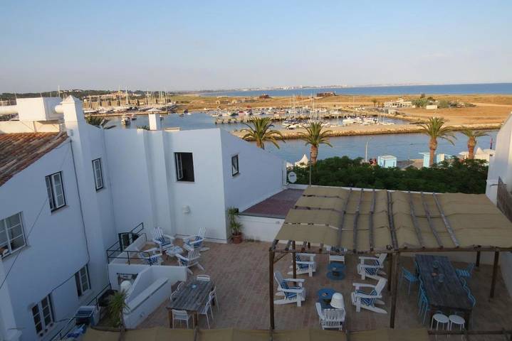 Hostel für 2 Personen, mit Terrasse in Lagos - 3